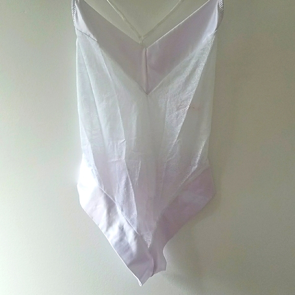 White Lace Bodysuit - Picture 3 of 10